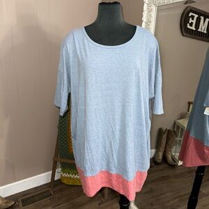 LuLaRoe • Irma Tunic